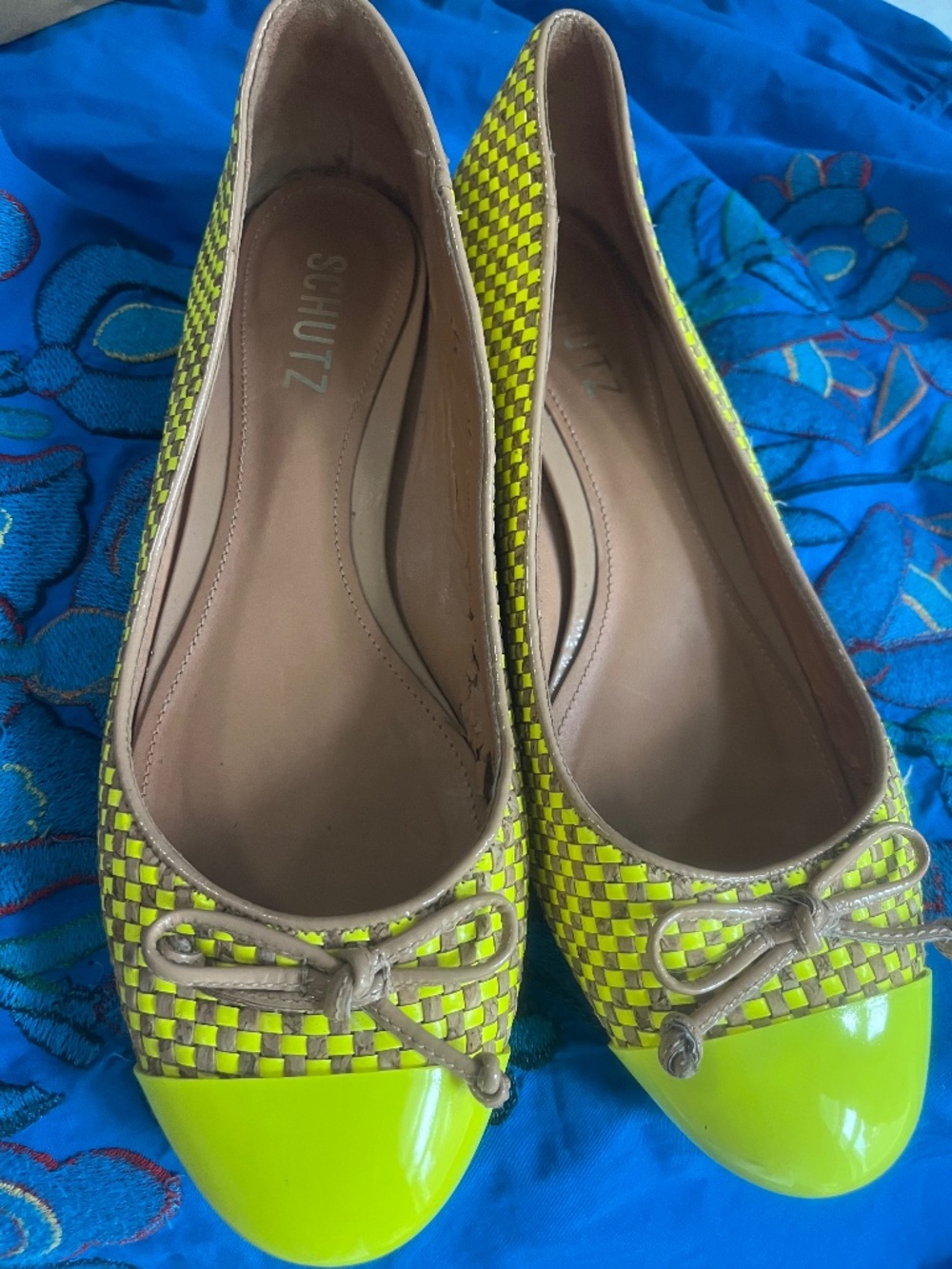 Women flats